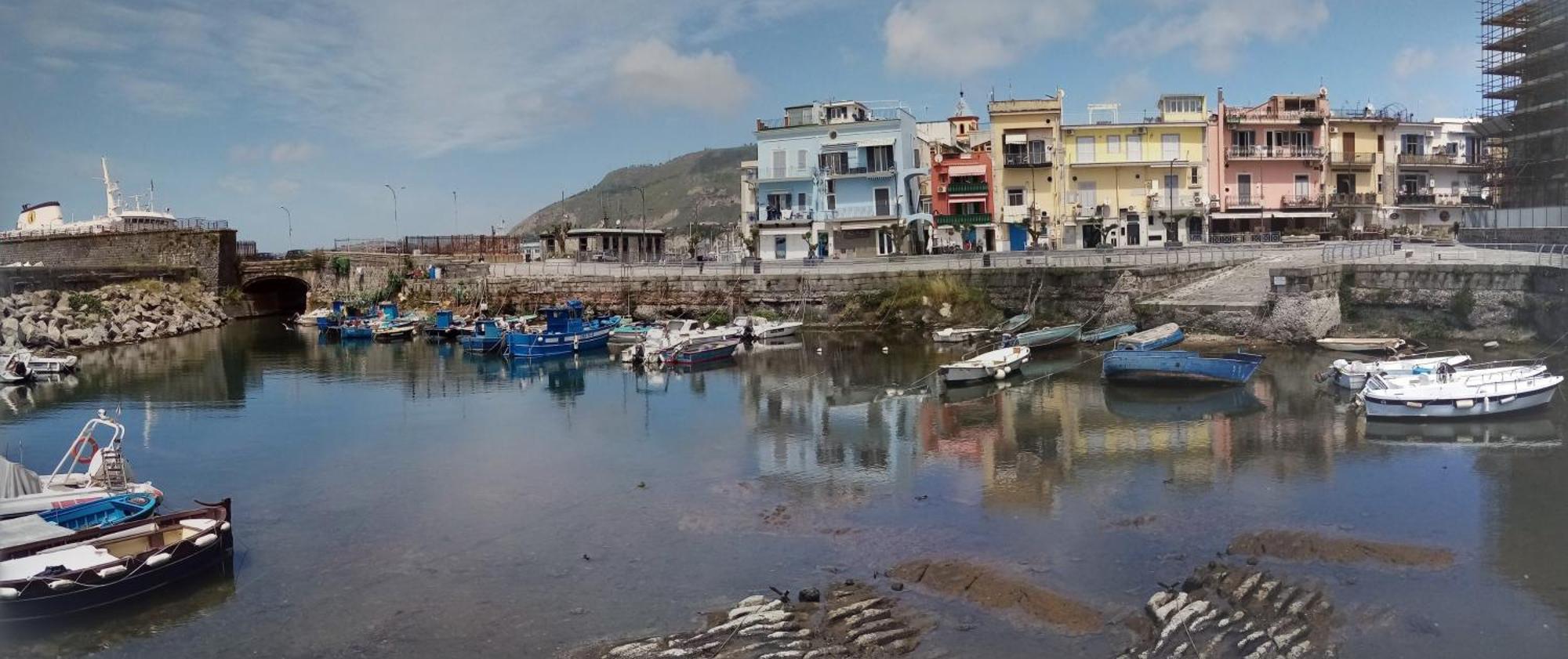 Il Nido Della Quaglia Bed & Breakfast Pozzuoli Dış mekan fotoğraf